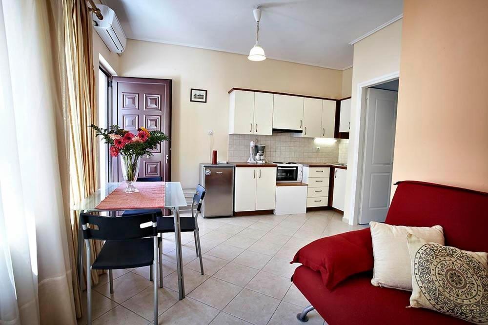 Sunday Apartments Nauplia Habitación foto
